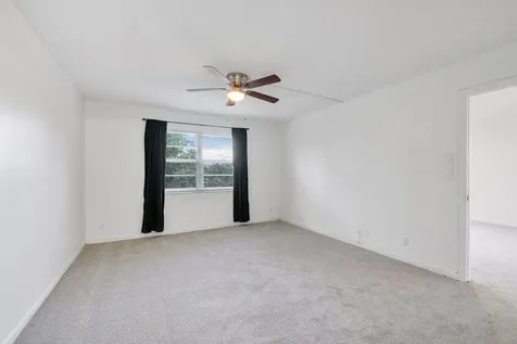 1075 Riverside Drive Coral Springs FL 33071