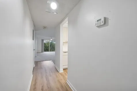 1075 Riverside Drive Coral Springs FL 33071