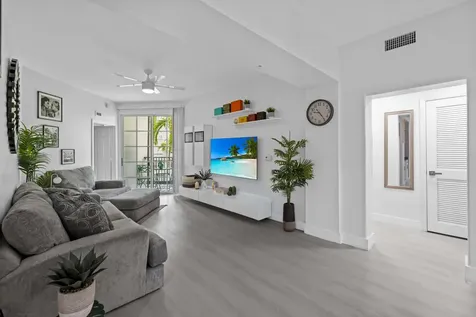533 NE 3rd Avenue Fort Lauderdale FL 33301