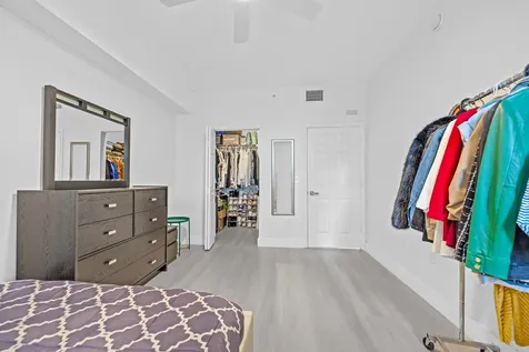 533 NE 3rd Avenue Fort Lauderdale FL 33301