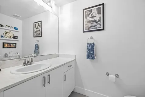 533 NE 3rd Avenue Fort Lauderdale FL 33301