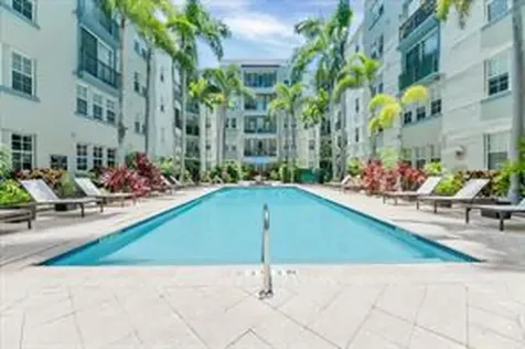 533 NE 3rd Avenue Fort Lauderdale FL 33301