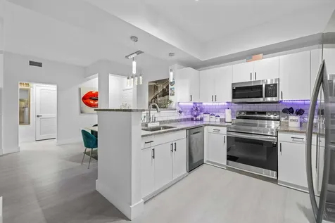 533 NE 3rd Avenue Fort Lauderdale FL 33301