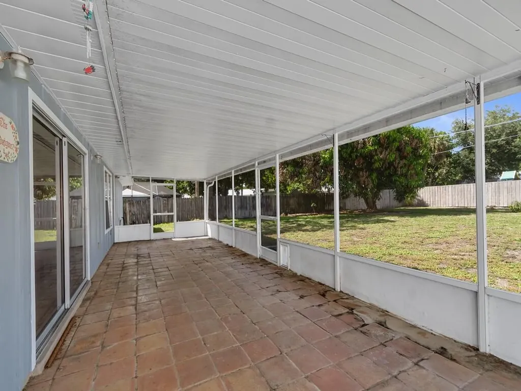 2309 NE 13th Court Jensen Beach FL 34957
