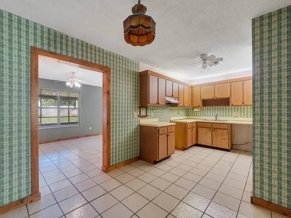 2309 NE 13th Court Jensen Beach FL 34957