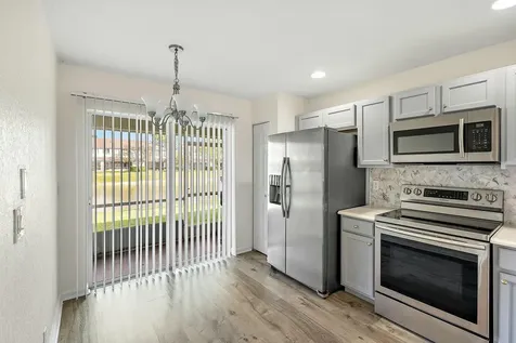 6606 Sandy Bank Terrace Riviera Beach FL 33407