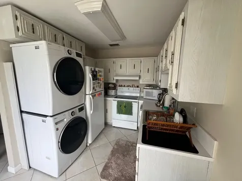 8584 Bella Vista Drive Boca Raton FL 33433