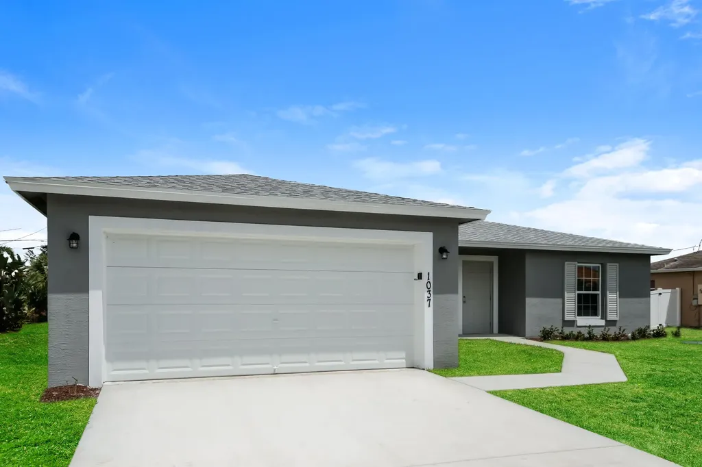 1037 SW Sudder Avenue Port St Lucie FL 34953