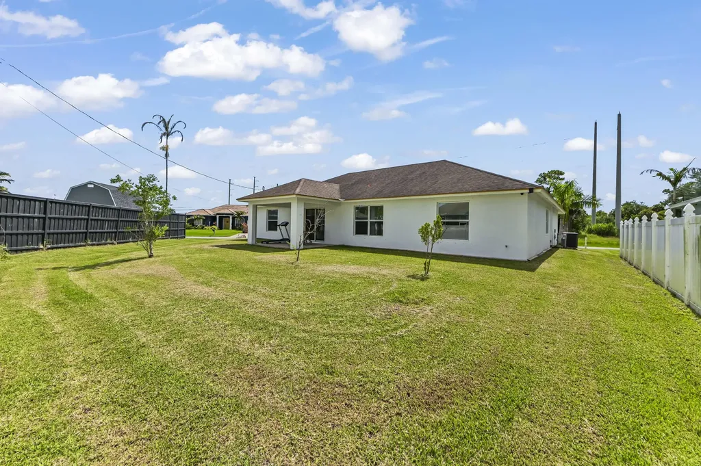 2194 SW Salmon Road Port St Lucie FL 34953