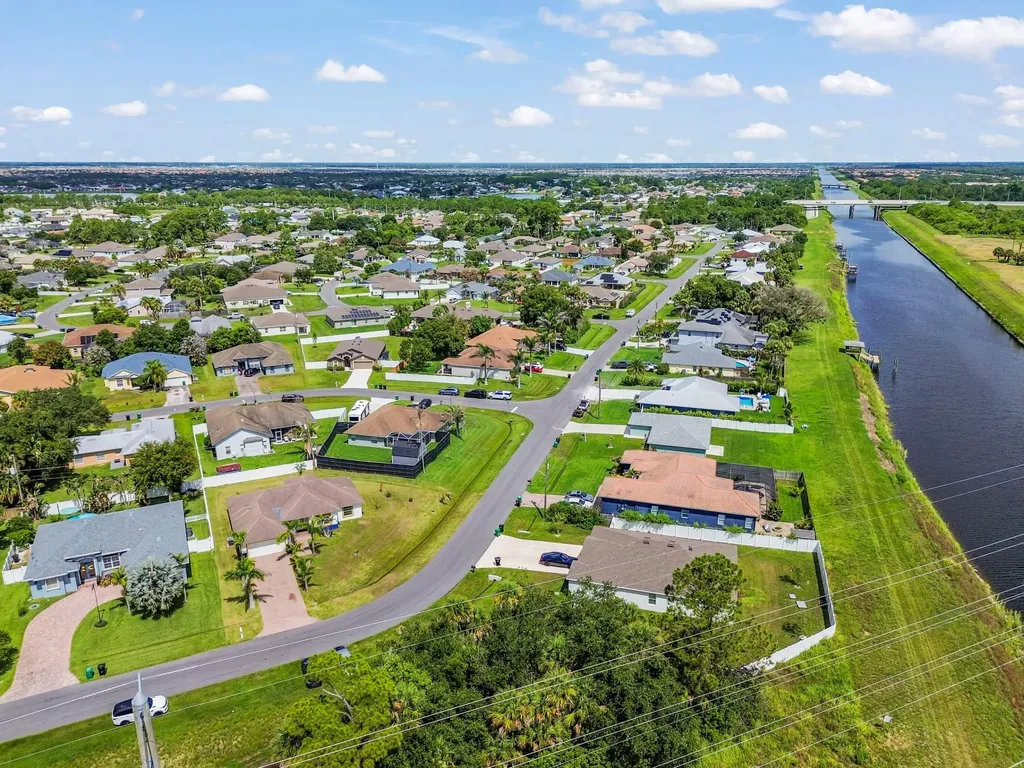 2194 SW Salmon Road Port St Lucie FL 34953