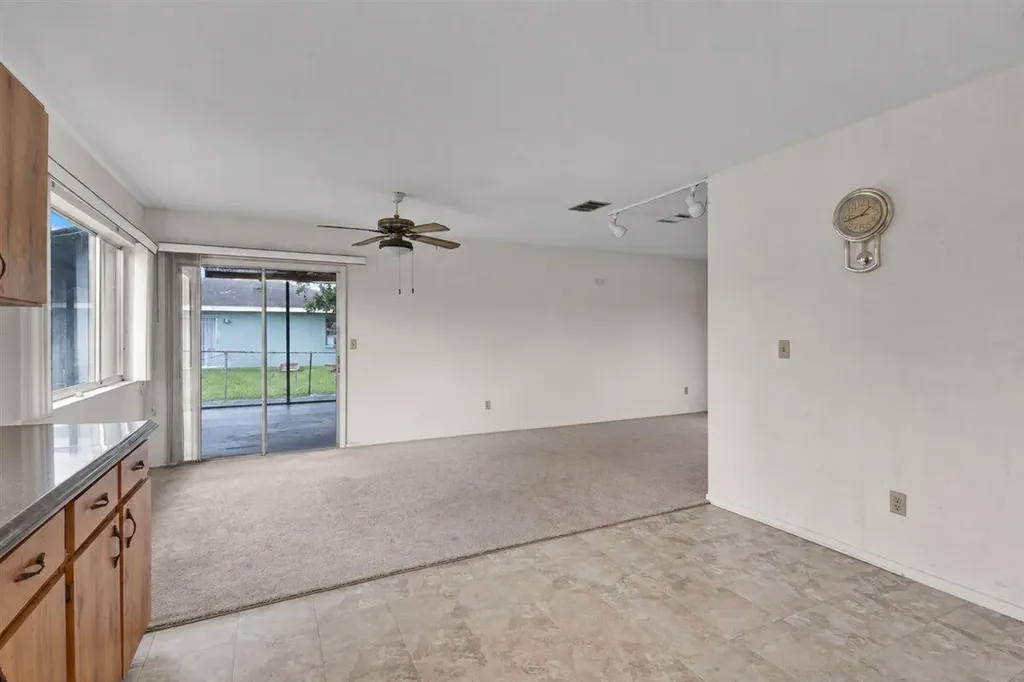 2118 SW Airoso Boulevard Port St Lucie FL 34984