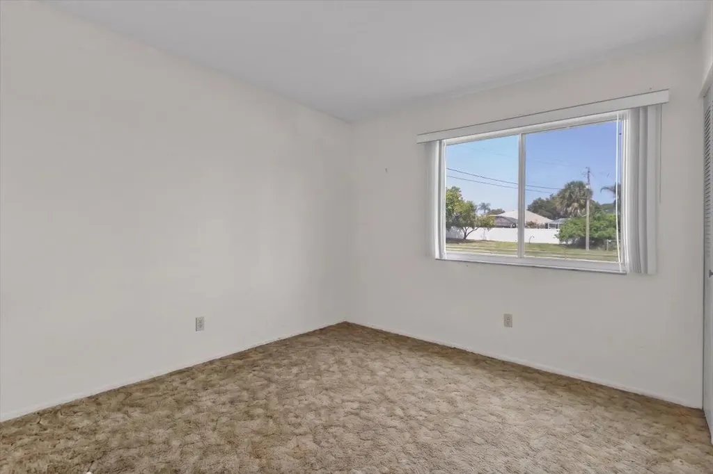 2118 SW Airoso Boulevard Port St Lucie FL 34984