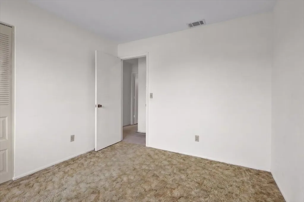2118 SW Airoso Boulevard Port St Lucie FL 34984