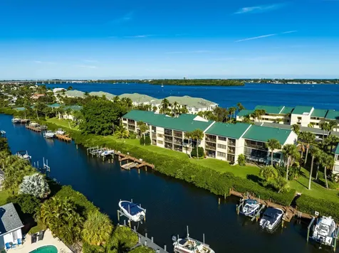 1845 Tarpon Lane Vero Beach FL 32960