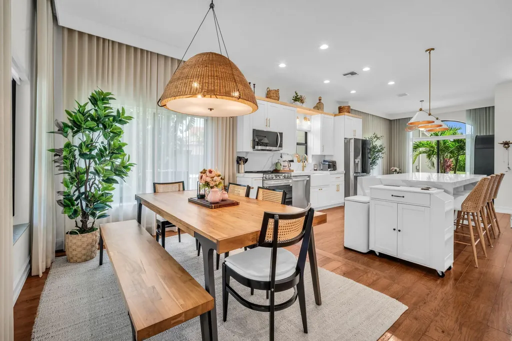 10852 La Salinas Circle Boca Raton FL 33428