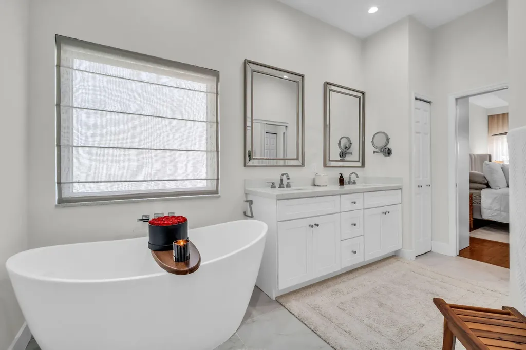 10852 La Salinas Circle Boca Raton FL 33428
