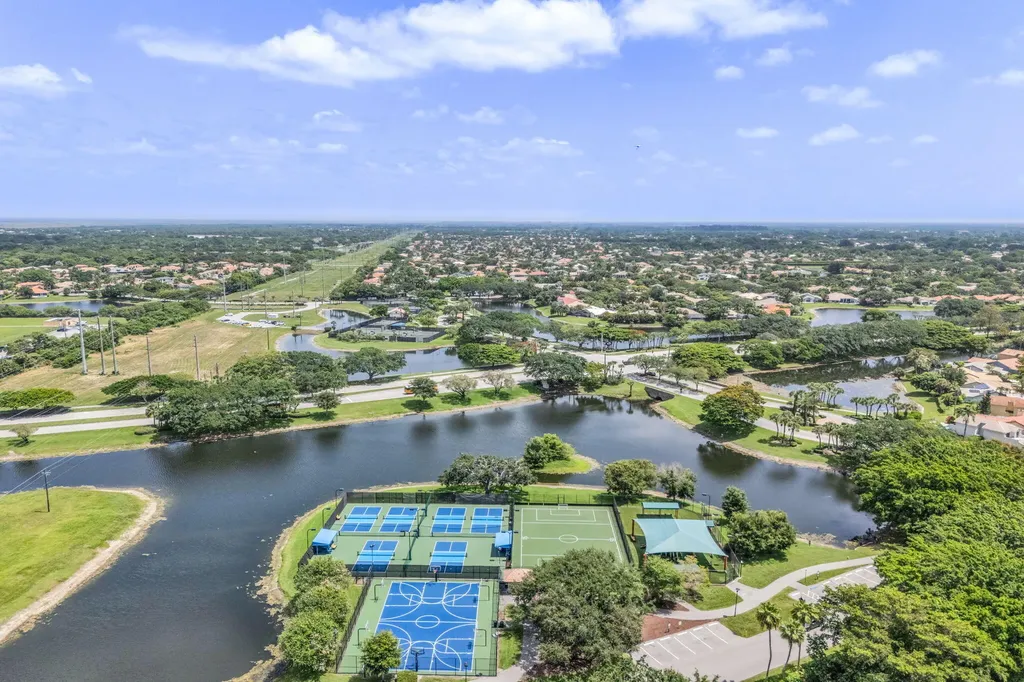 10852 La Salinas Circle Boca Raton FL 33428