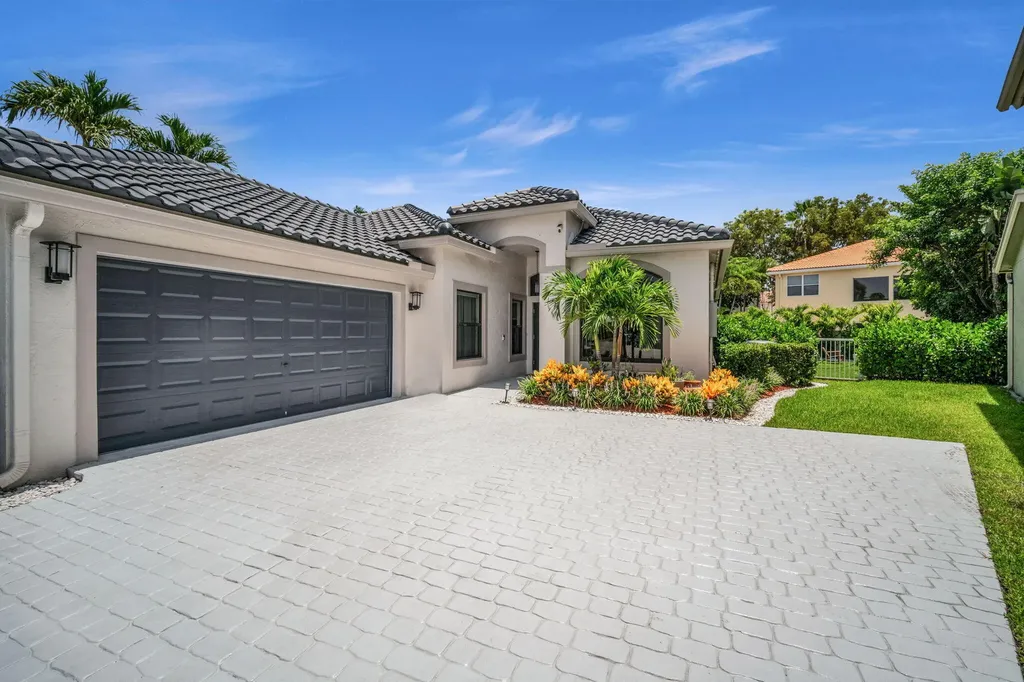 10852 La Salinas Circle Boca Raton FL 33428