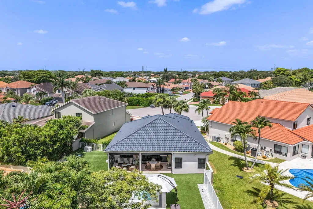 10852 La Salinas Circle Boca Raton FL 33428