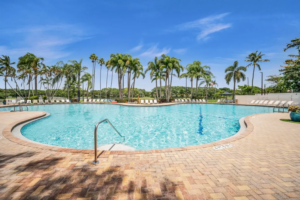 10852 La Salinas Circle Boca Raton FL 33428