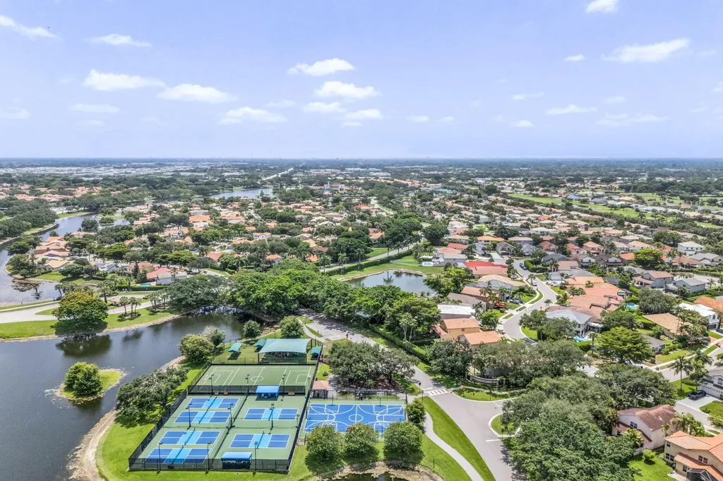 10852 La Salinas Circle Boca Raton FL 33428