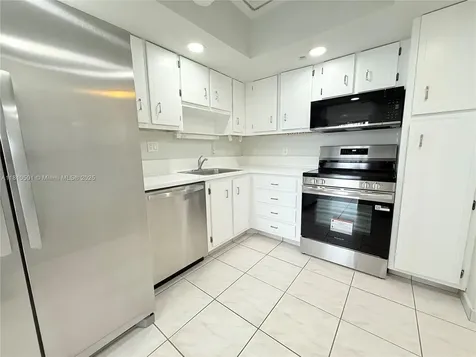 1300 Saint Charles Place Pembroke Pines FL 33026
