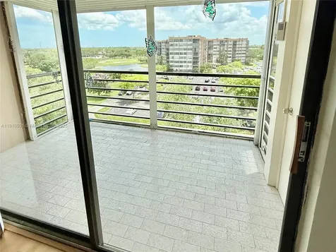 1300 Saint Charles Place Pembroke Pines FL 33026