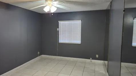 7875 Tam Oshanter Boulevard North Lauderdale FL 33068