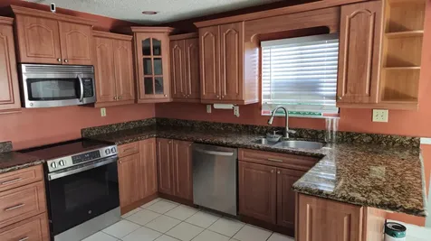 7875 Tam Oshanter Boulevard North Lauderdale FL 33068