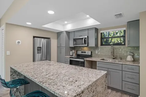 11863 Wimbledon Circle Wellington FL 33414