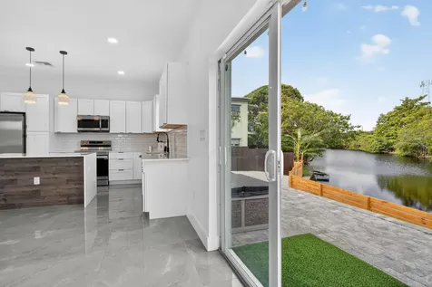 655 NW 24th Avenue Fort Lauderdale FL 33311