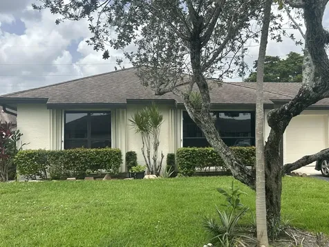 4882 Equestrian Circle Boynton Beach FL 33436