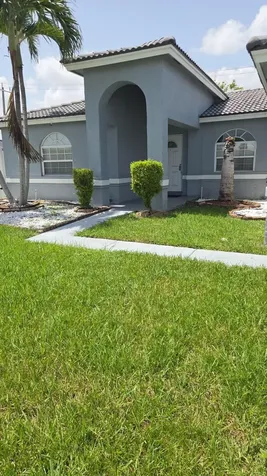 8221 NW 45th Street Lauderhill FL 33351