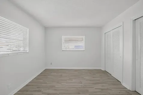 6015 NW 67th Avenue Tamarac FL 33321