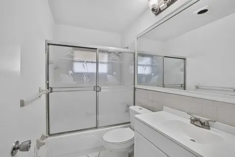 6015 NW 67th Avenue Tamarac FL 33321