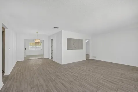 6015 NW 67th Avenue Tamarac FL 33321