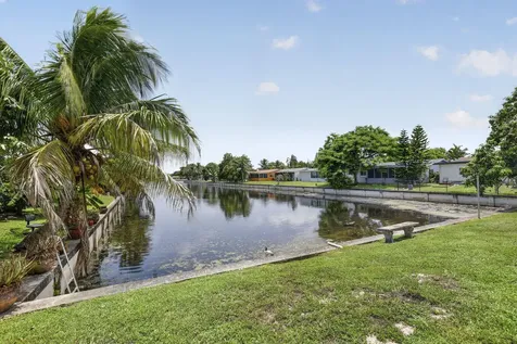 6015 NW 67th Avenue Tamarac FL 33321