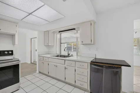 6015 NW 67th Avenue Tamarac FL 33321