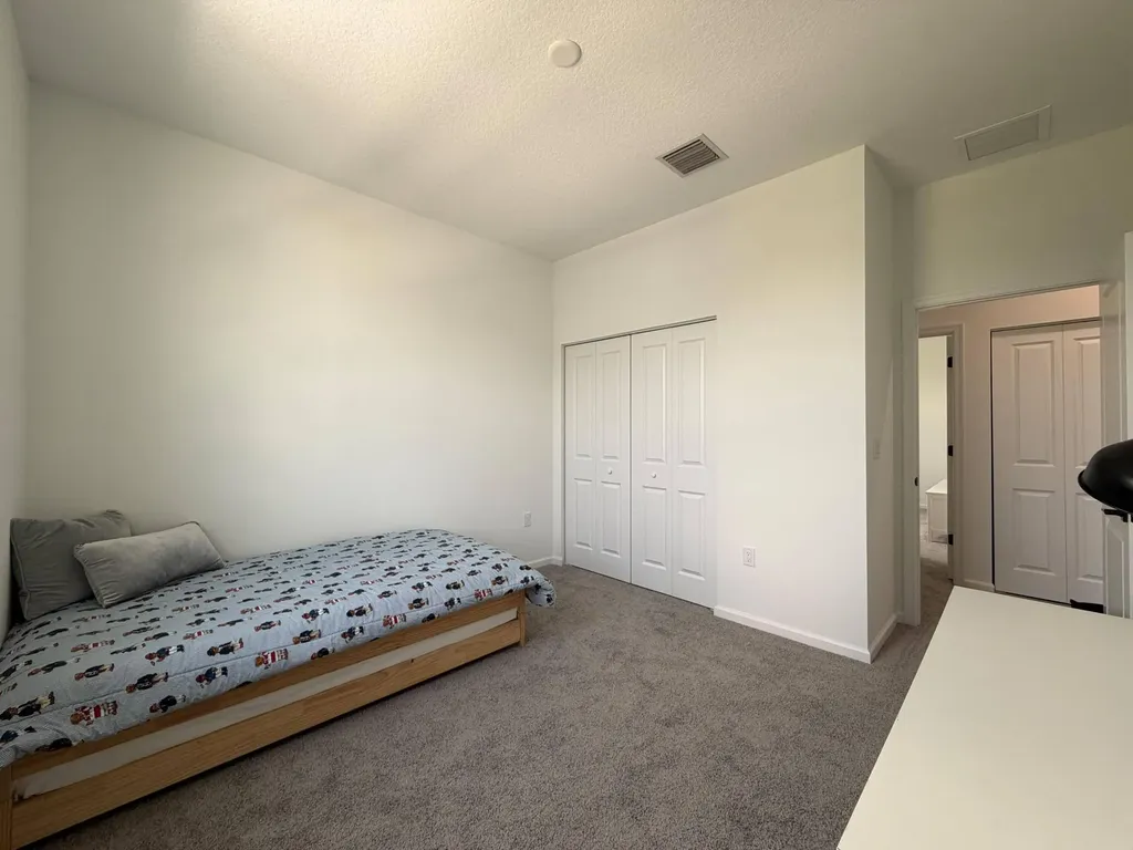 4402 Longwood Lake Square Westlake FL 33470