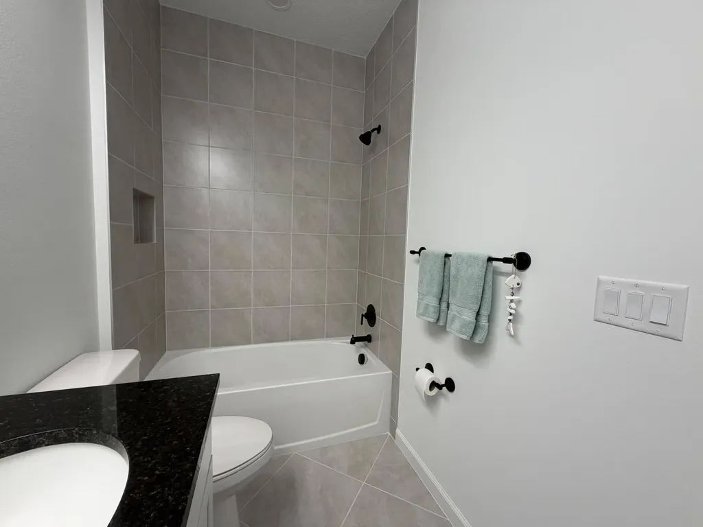4402 Longwood Lake Square Westlake FL 33470