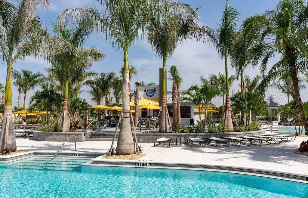 4402 Longwood Lake Square Westlake FL 33470