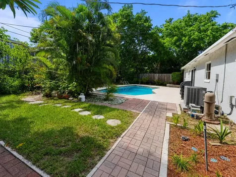 1515 Crescent Drive Lake Park FL 33403