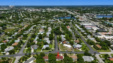 1515 Crescent Drive Lake Park FL 33403
