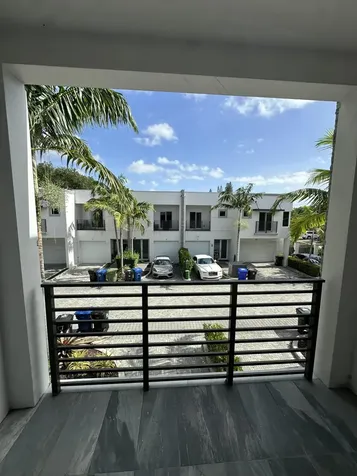 815 NE 17th Avenue Fort Lauderdale FL 33304