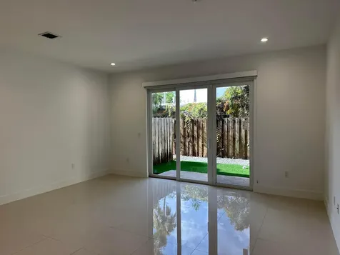 815 NE 17th Avenue Fort Lauderdale FL 33304