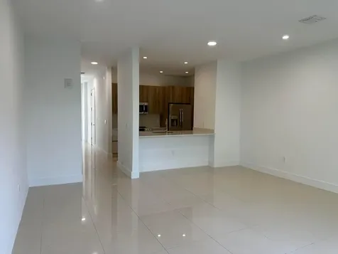 815 NE 17th Avenue Fort Lauderdale FL 33304