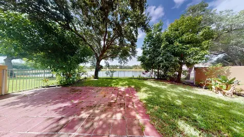 6786 Aliso Avenue West Palm Beach FL 33413