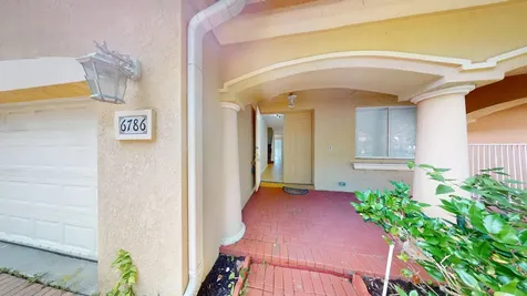 6786 Aliso Avenue West Palm Beach FL 33413