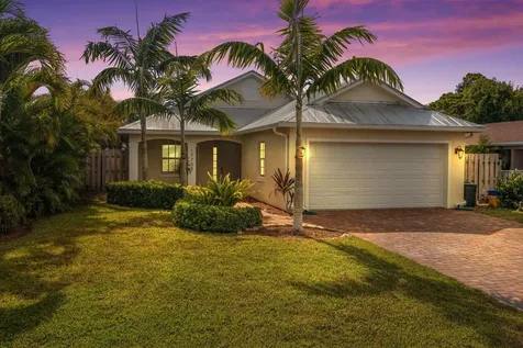 17735 Carver Avenue Jupiter FL 33458