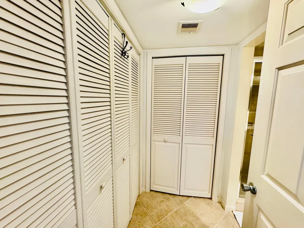 773 Jeffery Street Boca Raton FL 33487